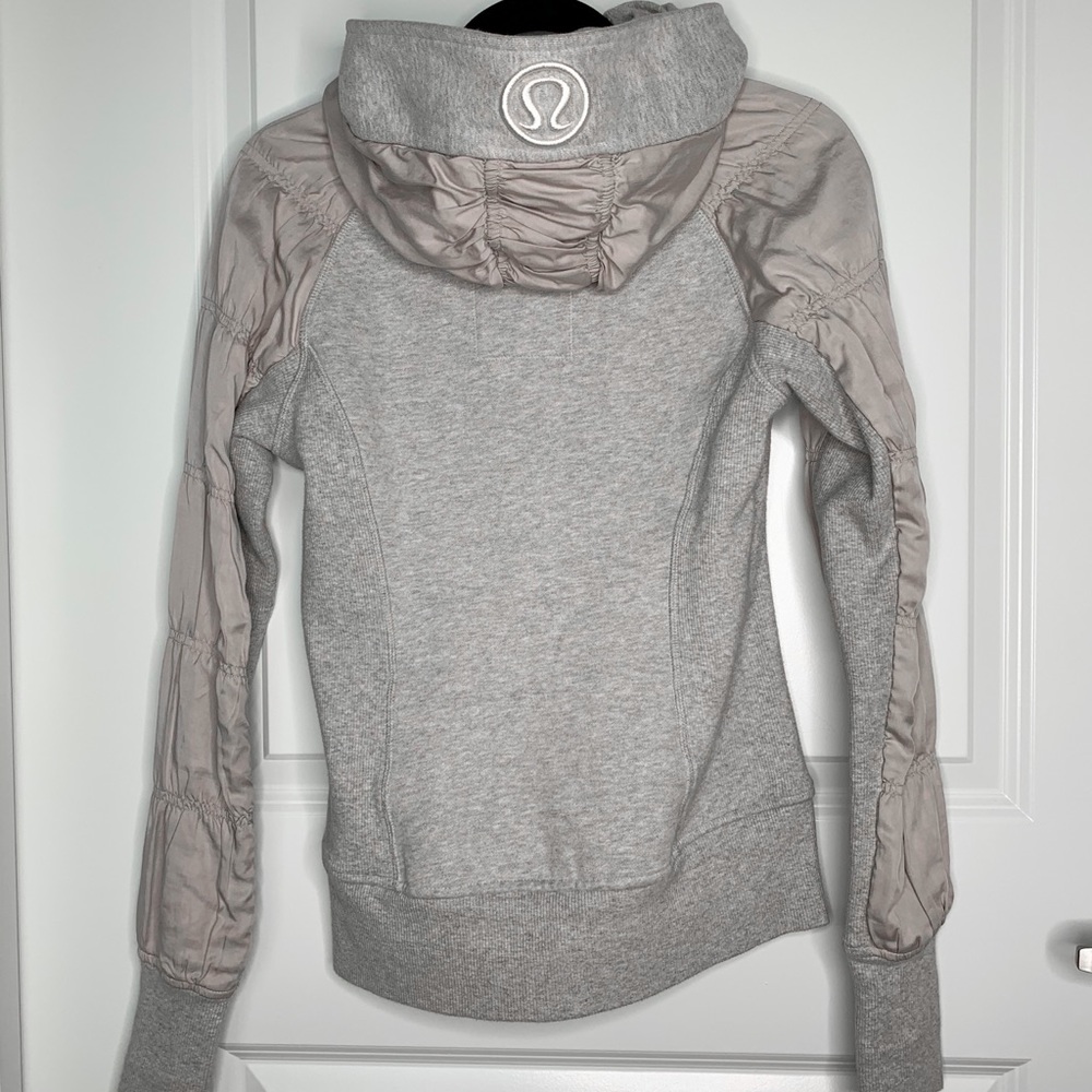Lululemon Special Edition Scuba Hoodie Womens XS Gray Quilted VEST ONLY 